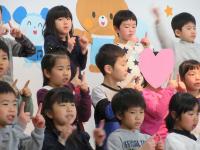 5歳児　手話をしながら歌ったよ