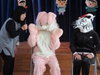 今日のニコニコ先生いつもと違うよ
