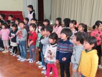 皆で応援　よいしょ、よいしょ