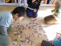 5歳児　かるた遊び