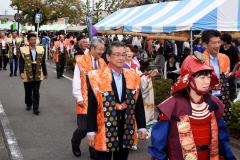 画像　時代行列に参加する永田市長