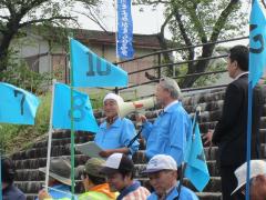 画像　挨拶を述べる加藤市長