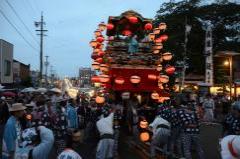 画像　山車の頼朝車