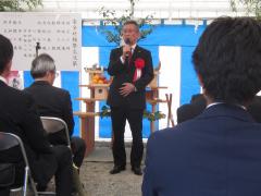 画像　挨拶を述べる永田市長