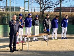 挨拶を述べる永田市長画像