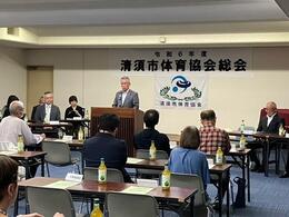 挨拶を述べる永田市長画像