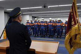 激励する永田市長画像