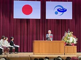 挨拶を述べる永田市長画像
