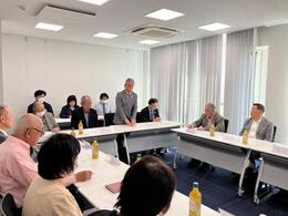挨拶を述べる永田市長画像