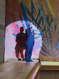 挨拶を述べる永田市長画像